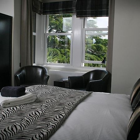 Townhouse Rooms Truro Exteriör bild